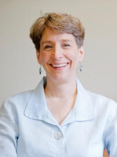 Dr. Lydia Knutson